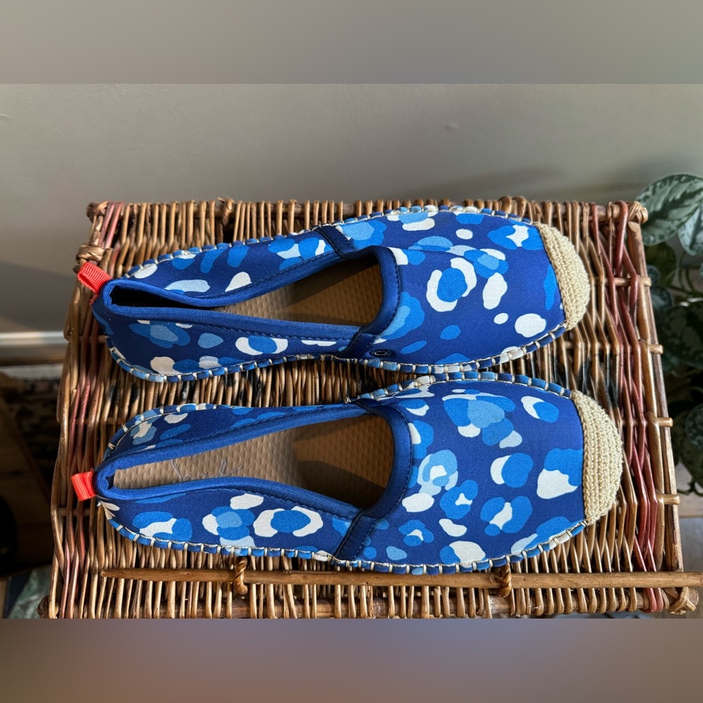 Sea Star Size 8 Blue Camo Beachcomber Espadrilles